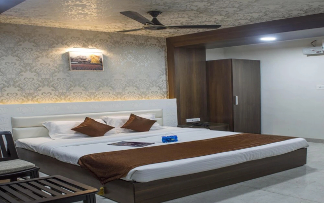 Hotel Tilak