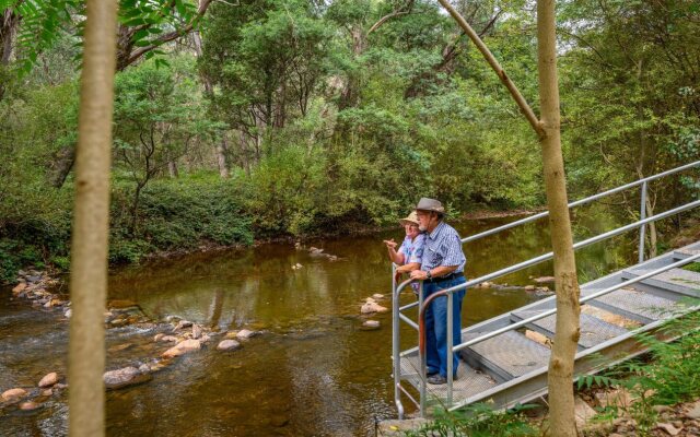 Discovery Parks - Bright