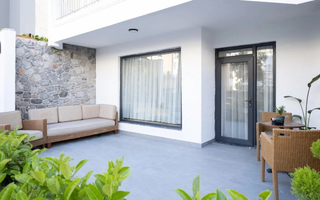 Wolf Suites