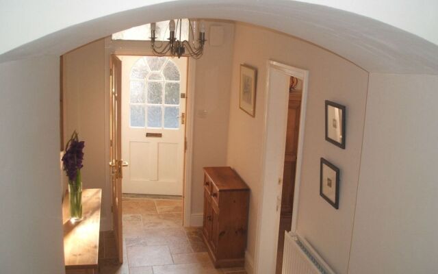 Pear Tree House Bed and Breakfast