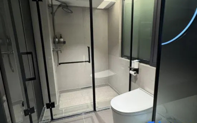 Yulin Business Hotel (Zhongjian Xingguangcheng Hubei Maternity and Child Health Care Hospital Shop) – Bathroom – Wuhan