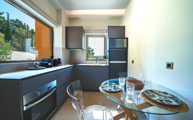 Oleas Suites 1 Sun