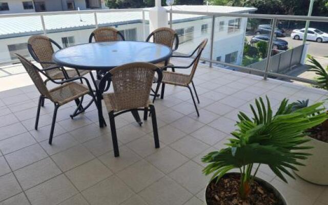 Cranbourne Court Unit 7