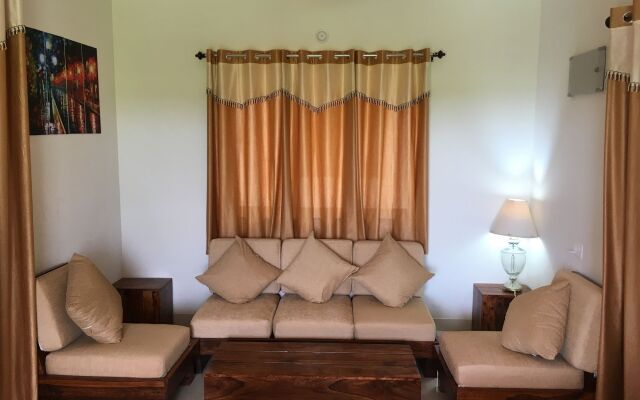 Monarch suites