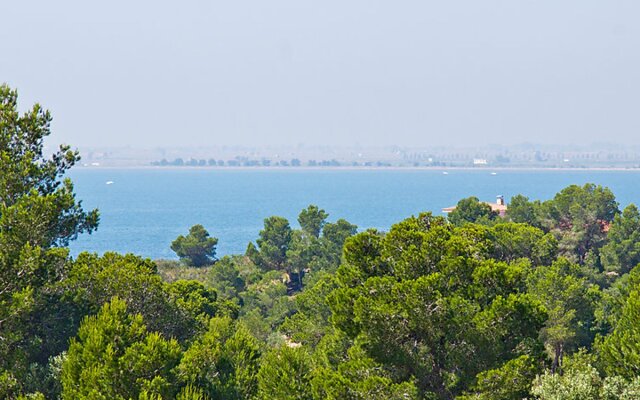 House Mestral L'Ampolla