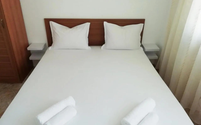 Guest House Kera
