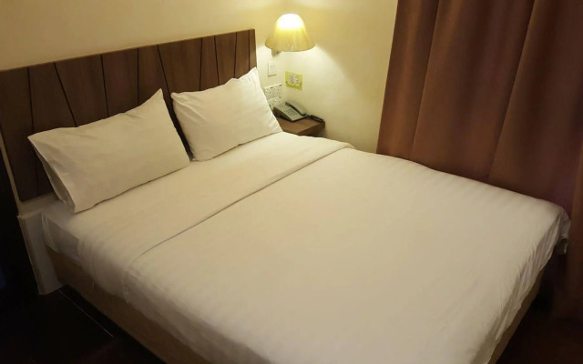 9 Square Hotel - Kota Damansara