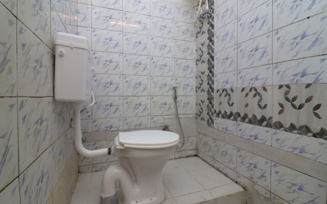 Oyo 27996 Hotel Green Park