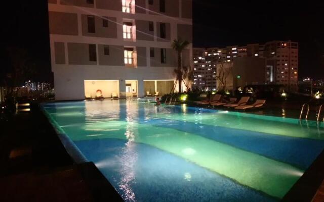 Rose Luxury Apartment Near Center