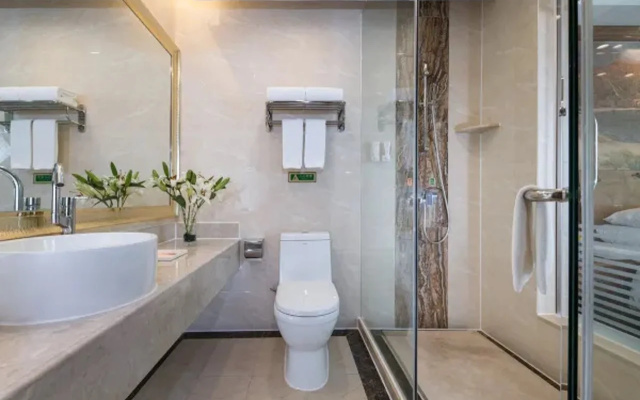Vienna Hotel (Shantou Guiyu)