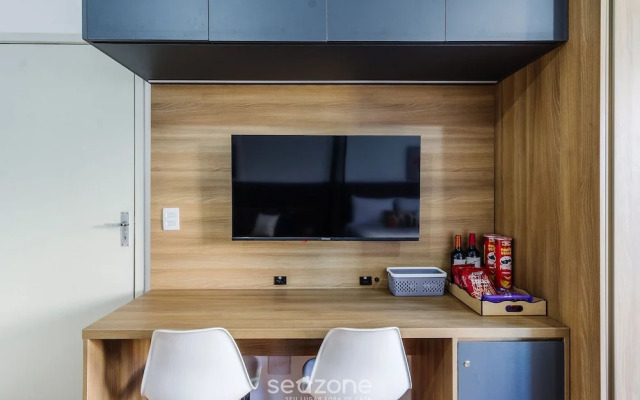 Comfortable and Well-located Studio in POA Cei0304