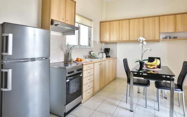Nautilus Apartments Airport by Airstay