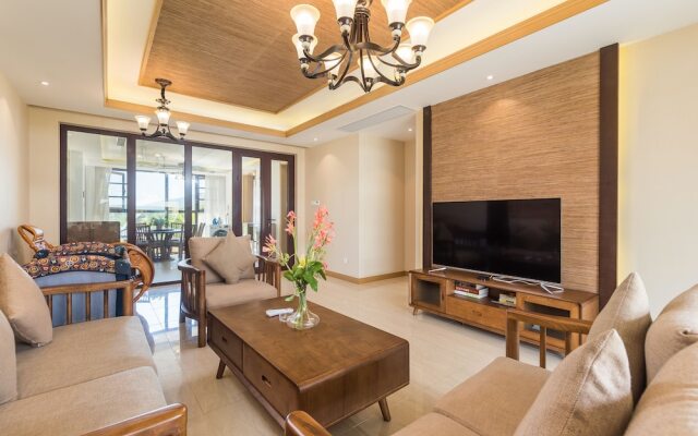 Yalong Bay LanSeJiaRi Villa Aprtment