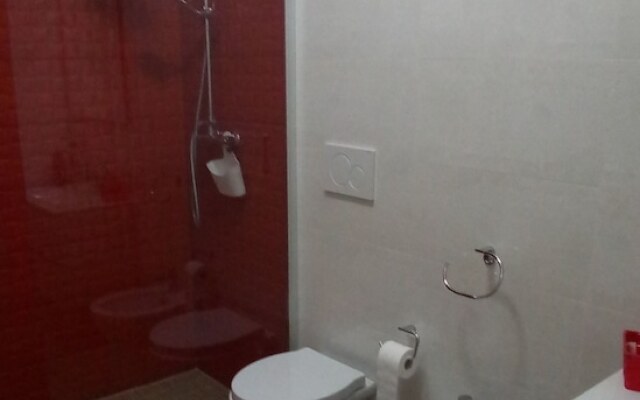 B&B Excelsior