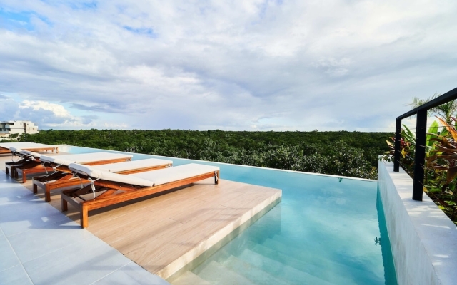 Tulum 525 #105 By Lockey
