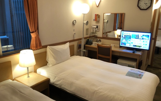 Toyoko Inn Kyoto Shijo-omiya