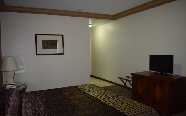 Hotel Conquistador Inn By US Consulate