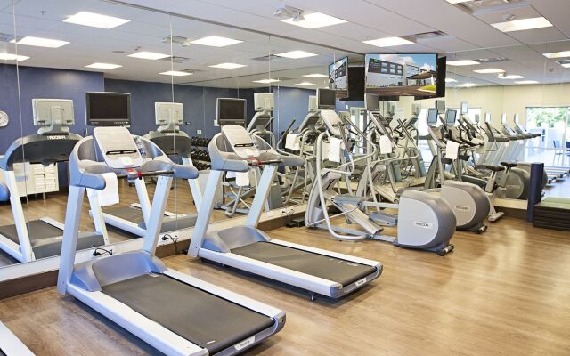 Holiday Inn Express & Suites Greenwood Mall by IHG