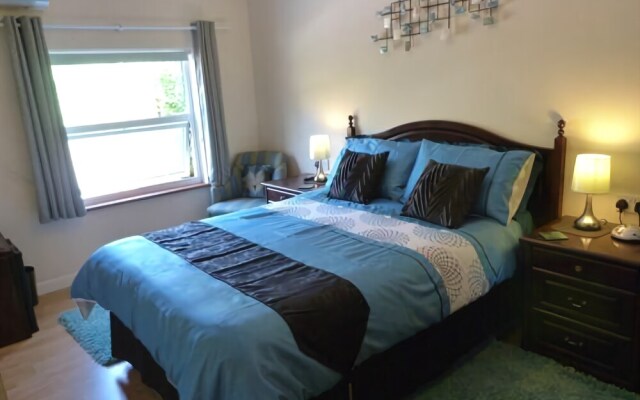 Oaklands House