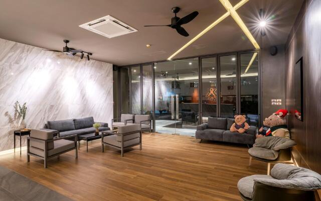 Xotel