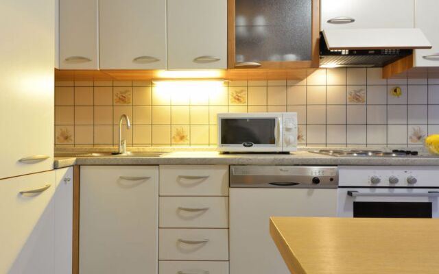 Apartment Al Parco Canazei 8050