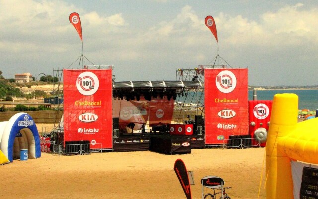 Sabbia1 CaseSicule, Apartment in the City Center and beside the Main Square, Beach at 100 m, Wi-Fi