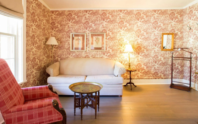 The Little Inn of Bayfield