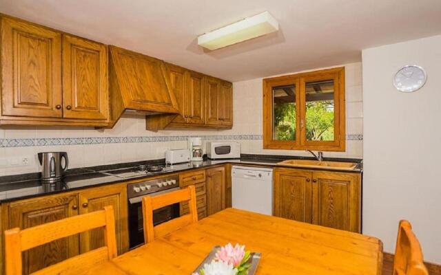 Ca n Tres Cames Cuxach de n Joan