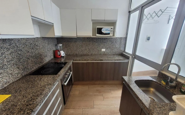 Espacio Luxury Apartments - Malecón 28 de Julio.