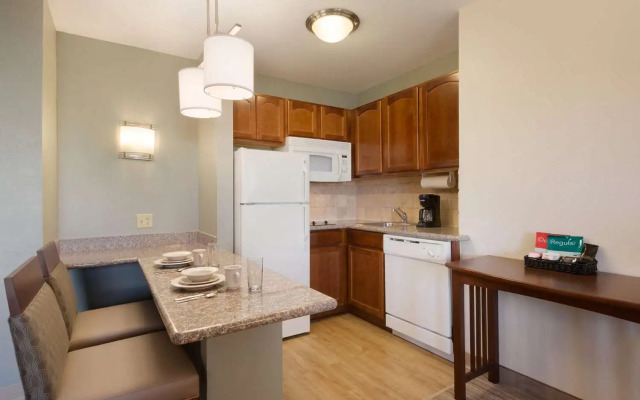 Homewood Suites Jacksonville Deerwood Park