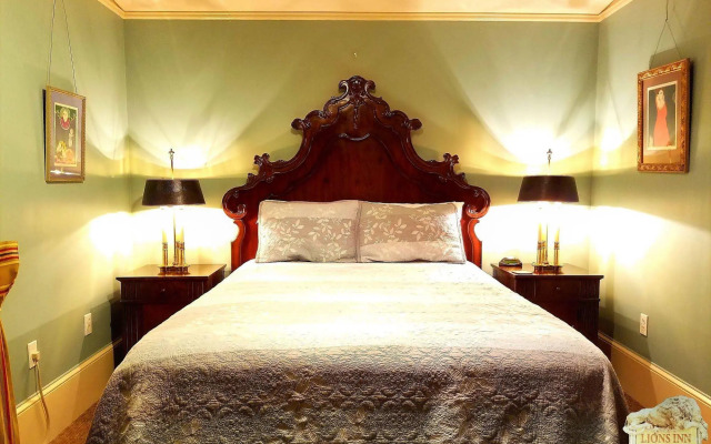 Lion's Inn Bed and Breakfast