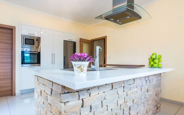 House Nina Etang sur Arroux