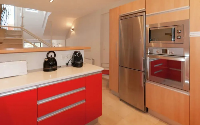 Very Central, Seabeach Closeby, Private Terrace, Free Wifi