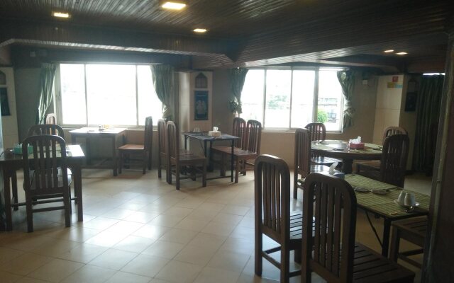 Nagani Hotel