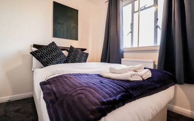 Lovely 3 Bedroom Maisonette