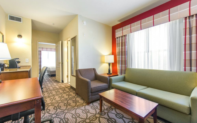 Holiday Inn Express & Suites LaGrange