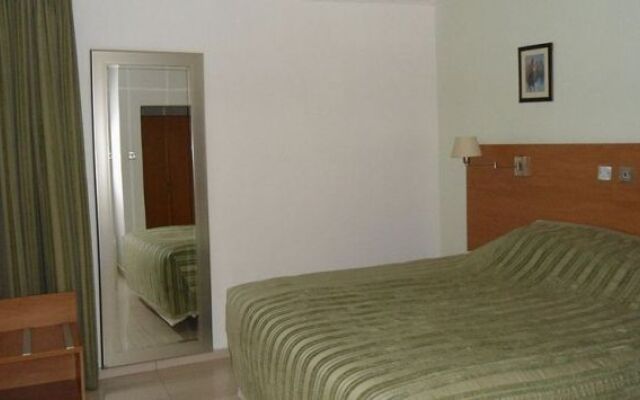 Bec Suites