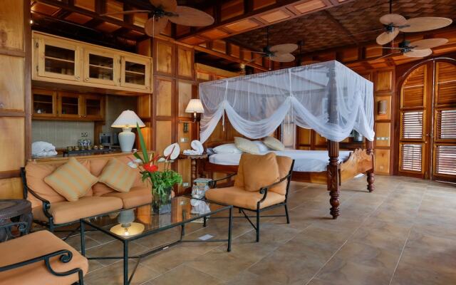 Caille Blanc Villa & Hotel - Adults Only