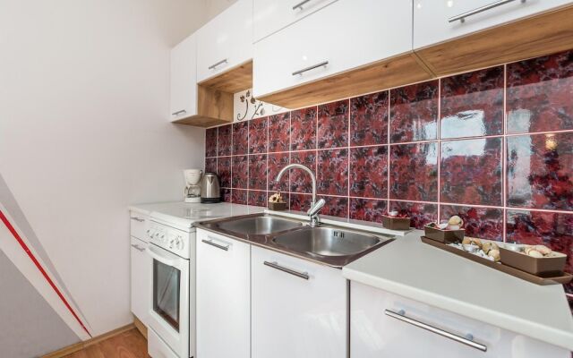 Awesome Home in Povljana With Wifi and 2 Bedrooms
