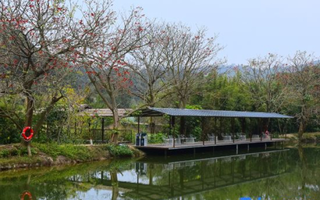 Guangzhou Shijian Xiangjing Qixidi Villa Chunxiangshe