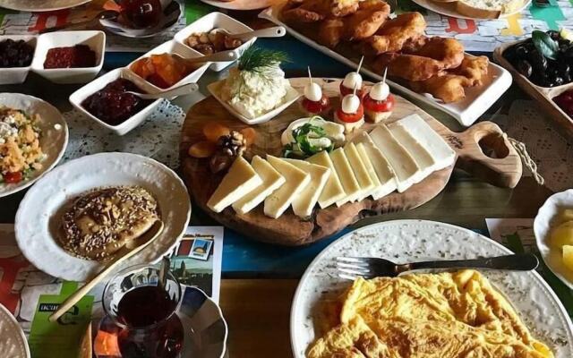 Birgi Hotel Saliha Hanim Tas Konak