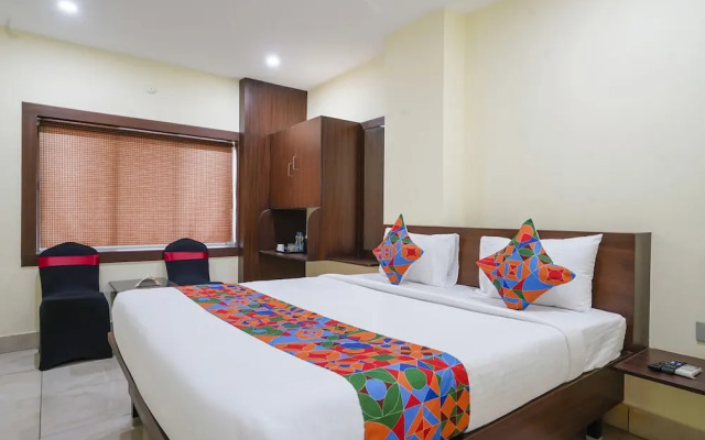 Fabhotel Gvr Grand