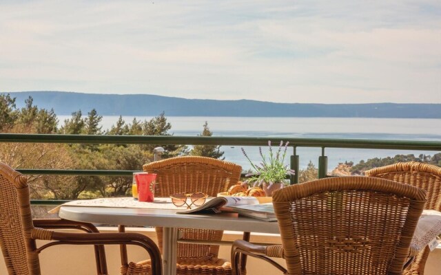 Beautiful Home in Makarska With Wifi and 2 Bedrooms