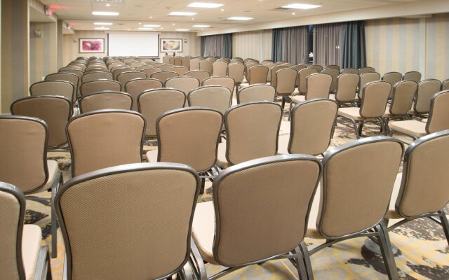 Crowne Plaza Saddle Brook by IHG