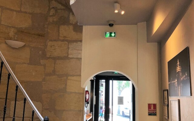 Aquitain Hotel