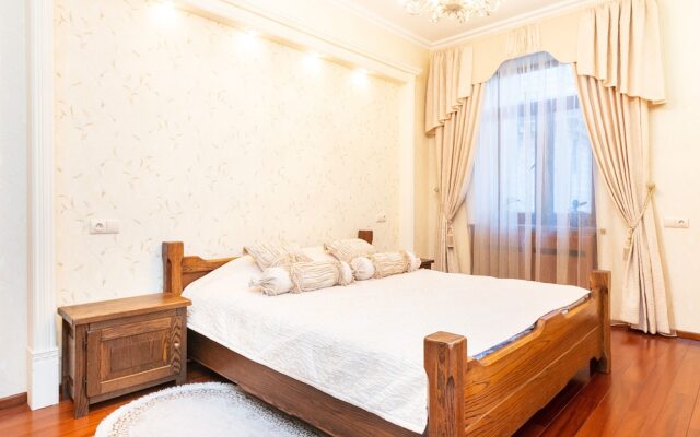 Kyiv Apartments