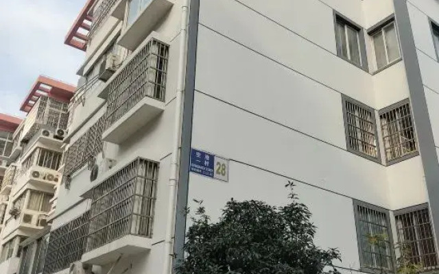 Airport B&B