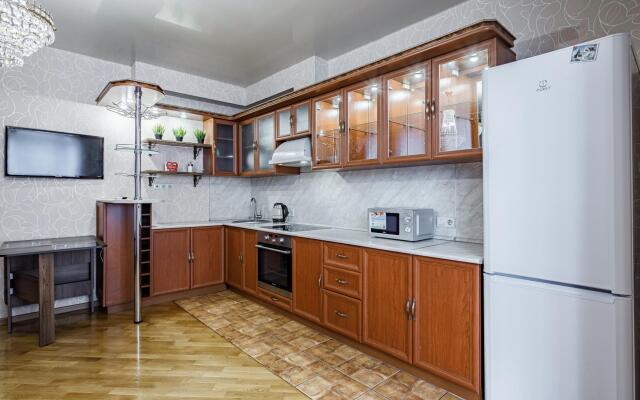 Апартаменты на улице Яна Полуяна 47/2