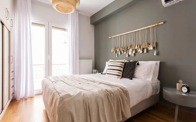 UPSTREET Delightful 1BD Apt in Plaka
