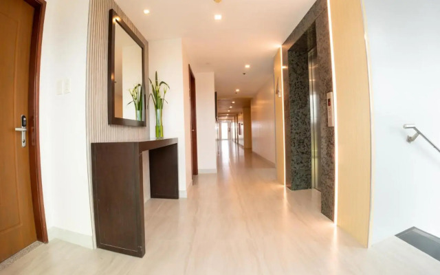 Allure Hotel & Suites